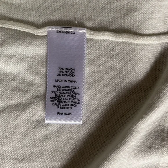 Express Sweater - Picture 3 of 4